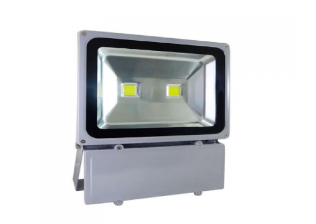 REFLETORES PARA ILUMINAÇÃO EM LED