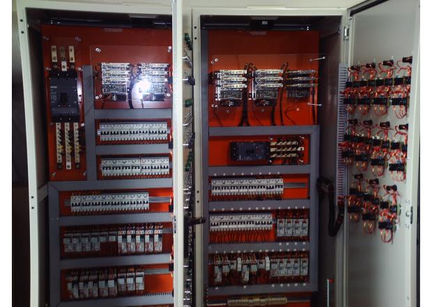 Quadros de comando  para montagem - Painéis elétricos  e Máquinas Termográfica 